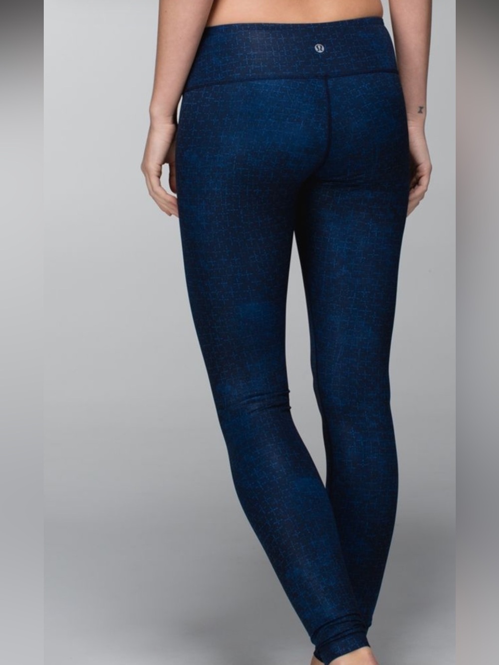 LULULEMON Wunder Under Leggings *Full-On Luxtreme sz 4